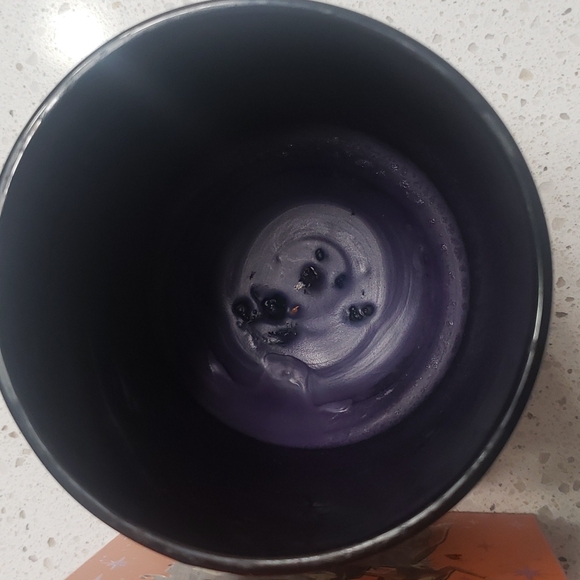 Hocus Pocus Candle & Box - Picture 3 of 6